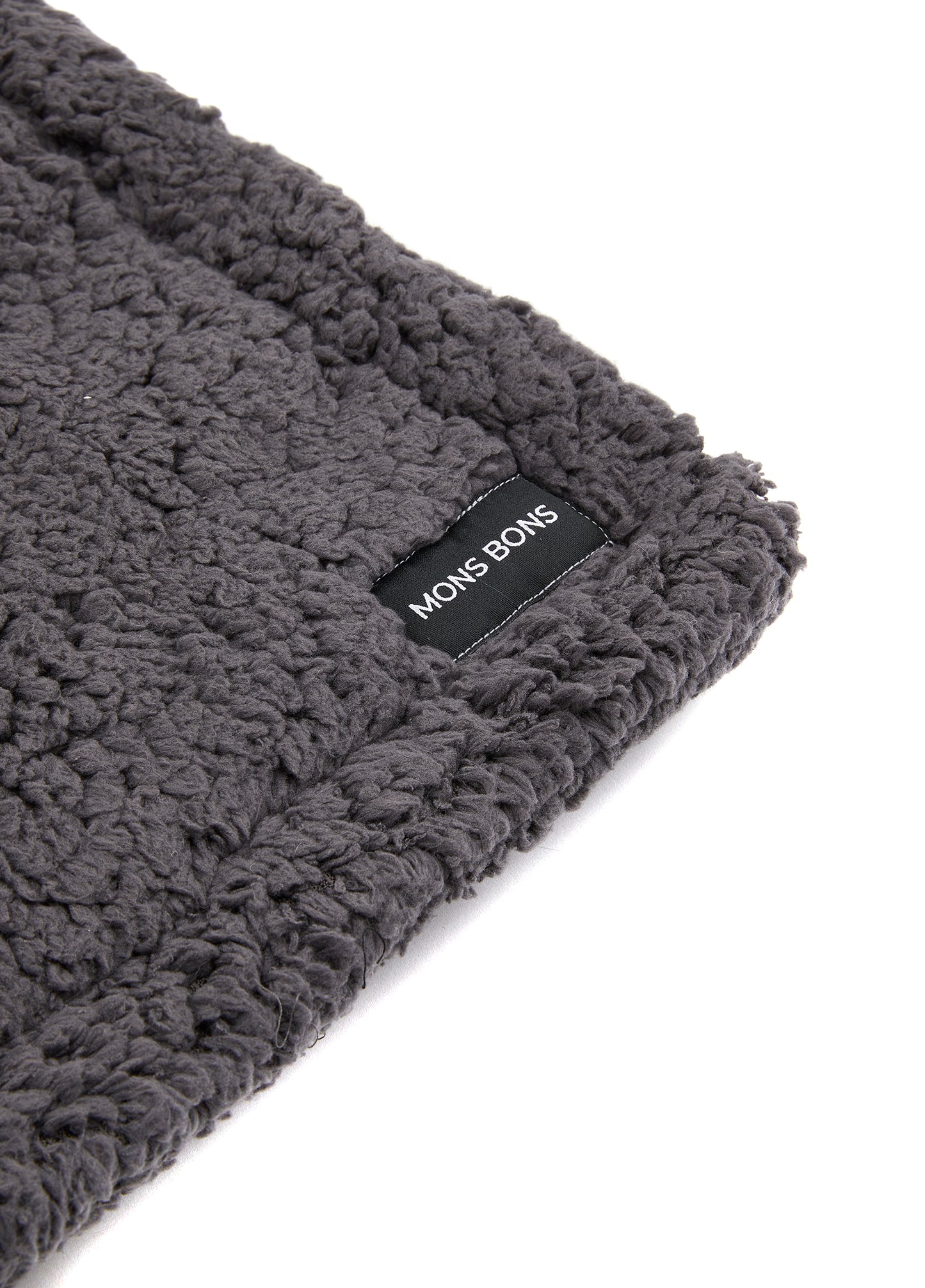 Fluffy Stress-Free Blanket – Mona’s Grey Edition - MONS BONS