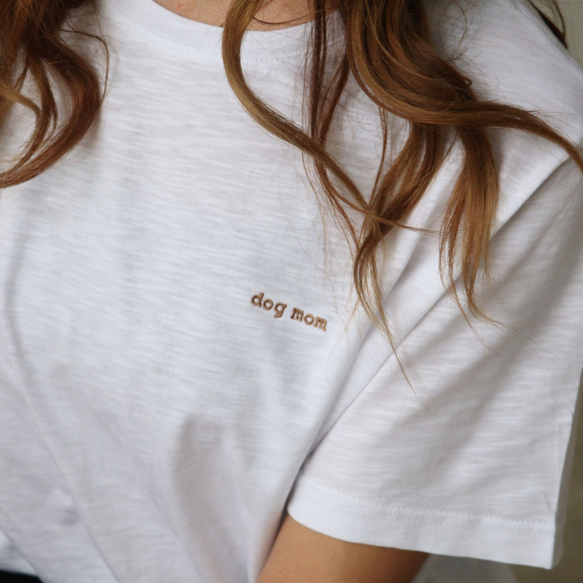 Dog Mom / Dog Dad Oversized Tshirt - made of sustainable materials - MONS BONS