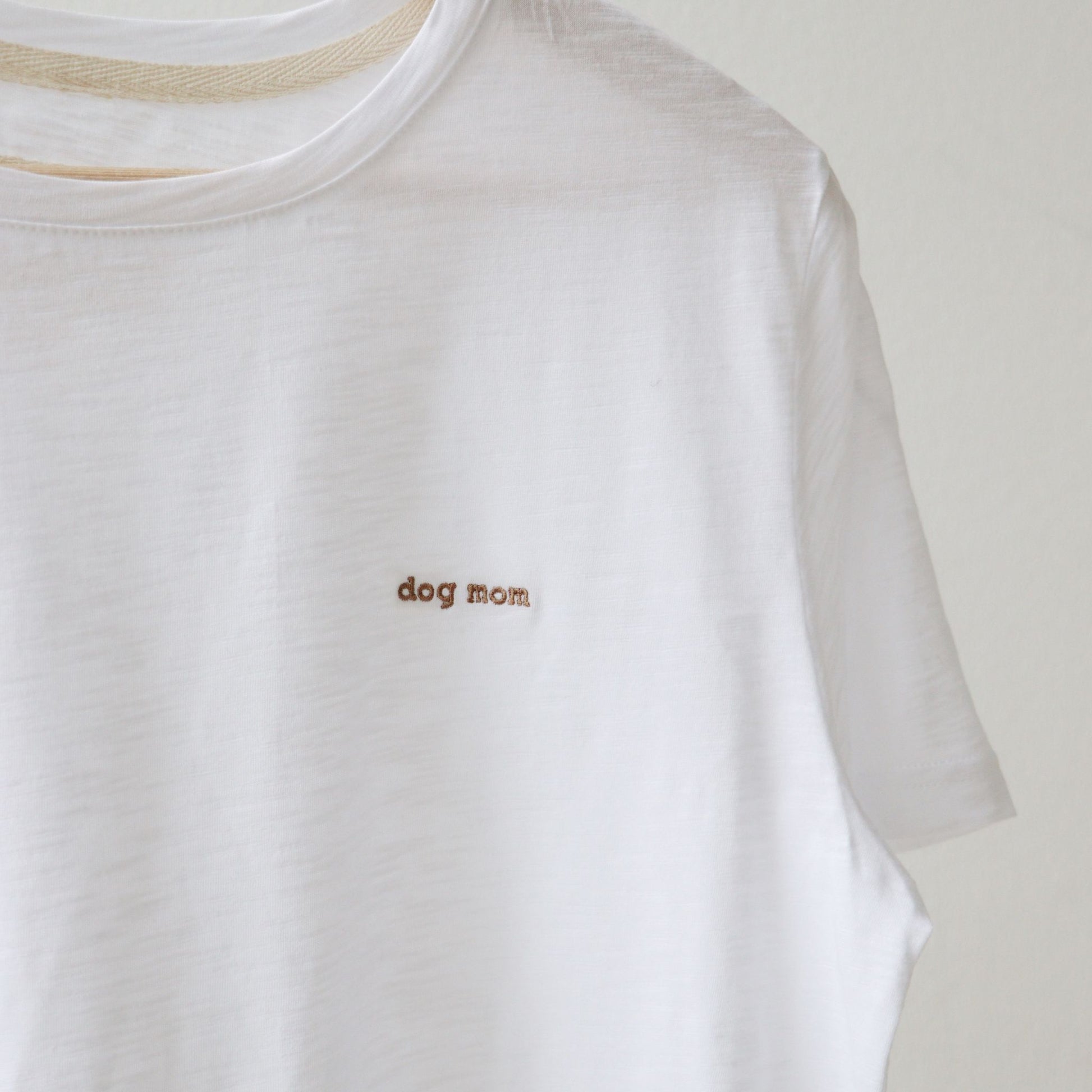 Dog Mom / Dog Dad Oversized Tshirt - made of sustainable materials - MONS BONS
